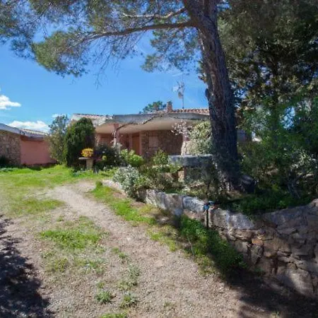 Pittulongu Chalet Sleeps 8 Olbia